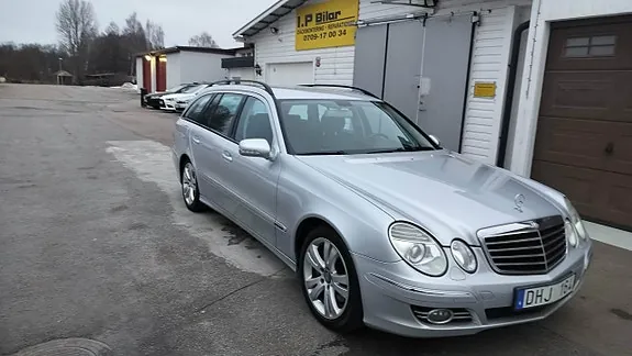 Mercedes-Benz E230