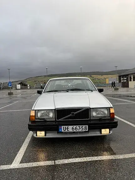 Volvo 740 1986 photo 2