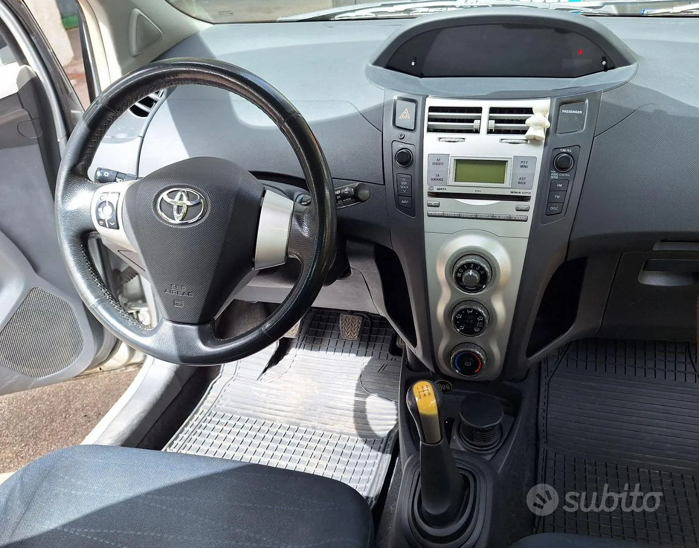 Toyota Yaris 2007 photo 5
