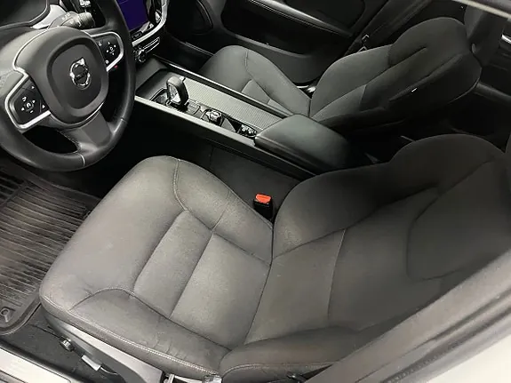 Volvo V60 2022 photo 4
