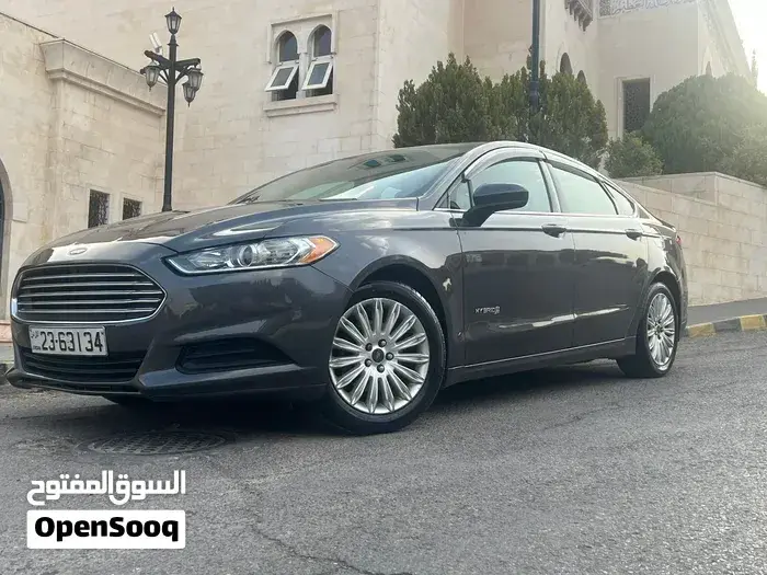 Ford Fusion 2015 photo 2