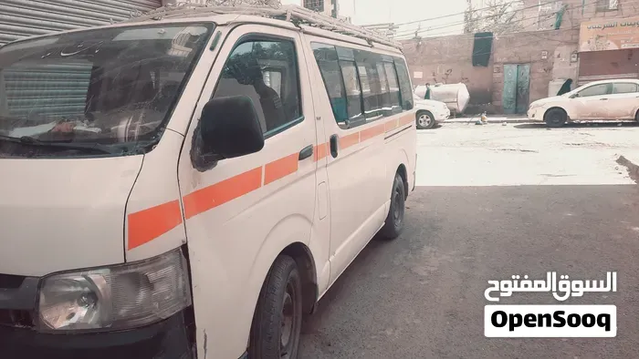 Toyota Hiace 2005 photo 5