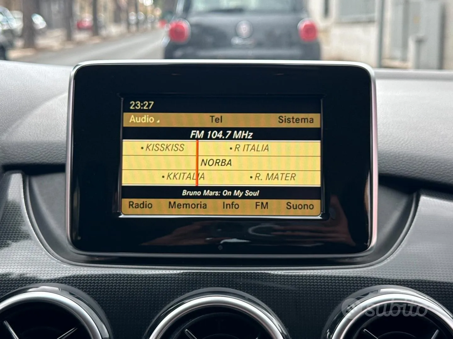Mercedes-Benz B 2012 photo 3