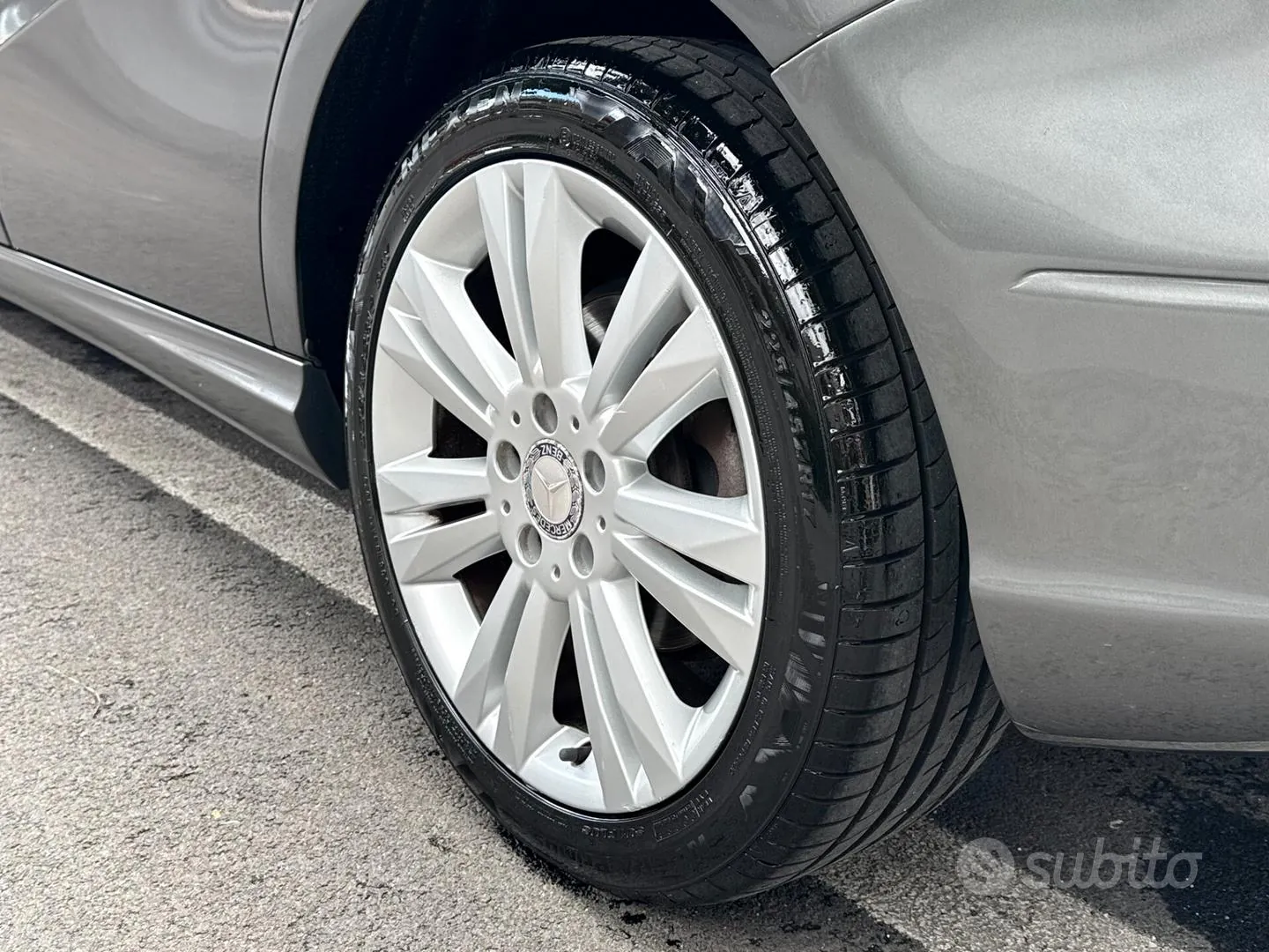 Mercedes-Benz B 2012 photo 4