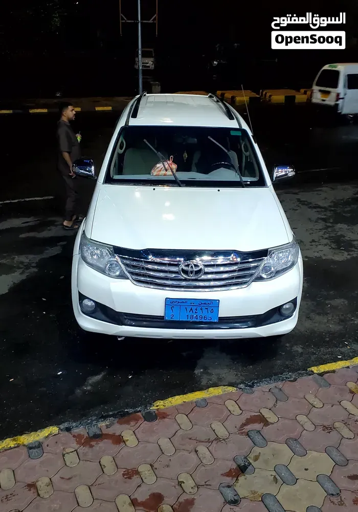 Toyota Forrunner 2015 photo 3