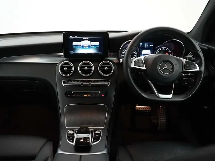 Mercedes-Benz Glc 2019 photo 5