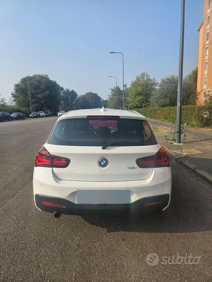 BMW 1 Series 2019 photo 5