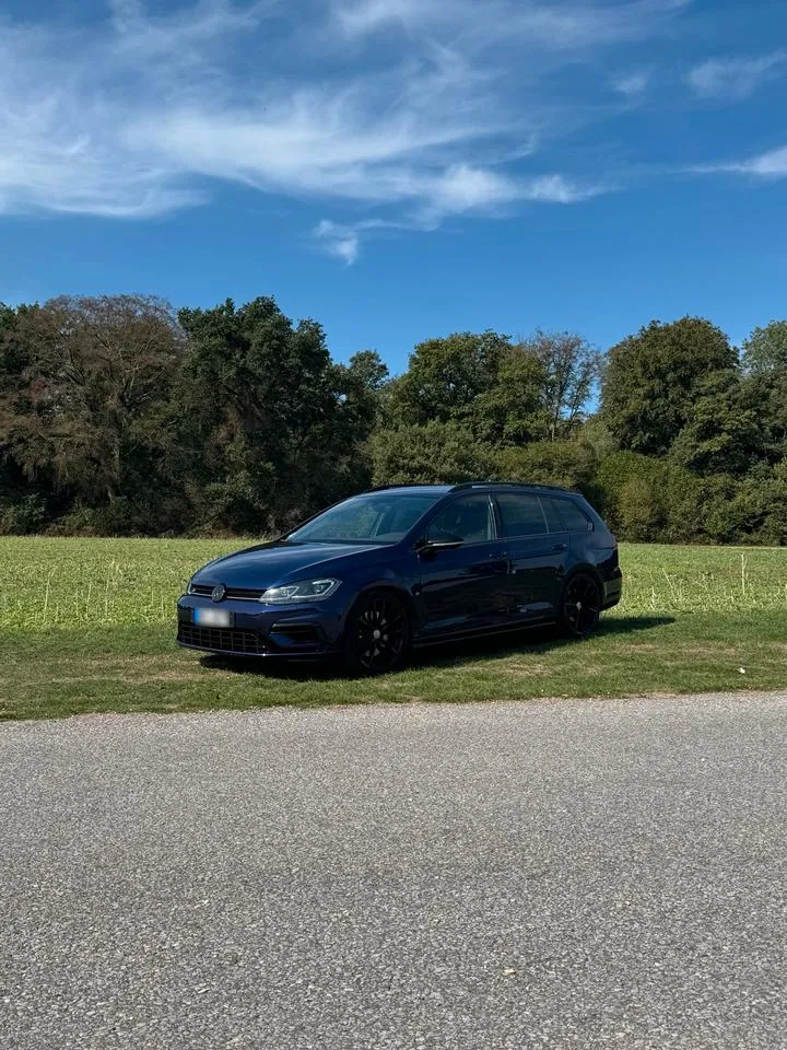 Volkswagen Golf 7 R Variant