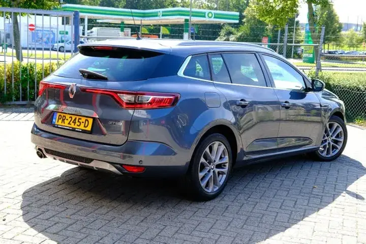 Renault Mégane 2017 photo 3