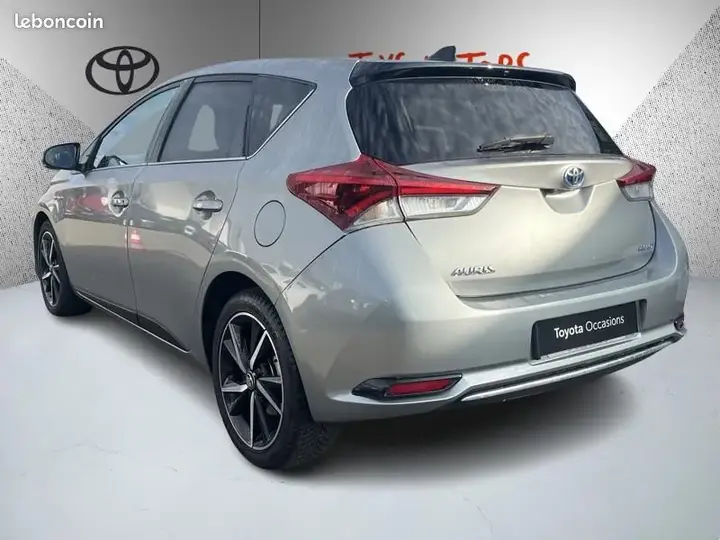 Toyota Auris 2017 photo 5