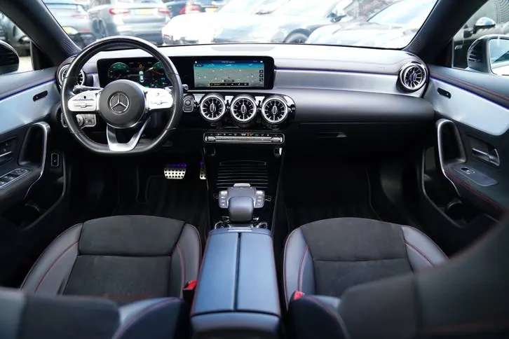 Mercedes-Benz Cla 2022 photo 3