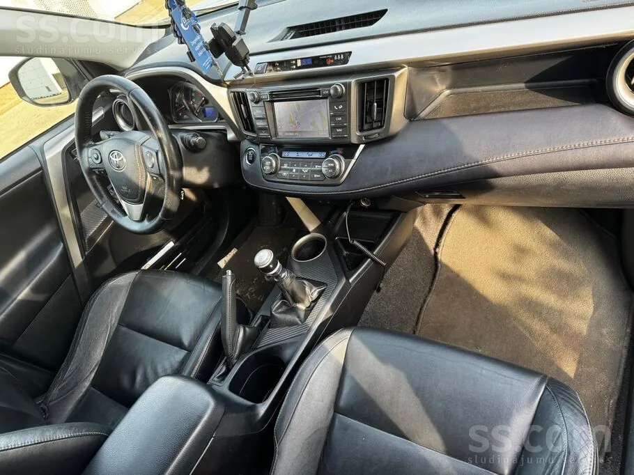 Toyota Rav4 2013 photo 5