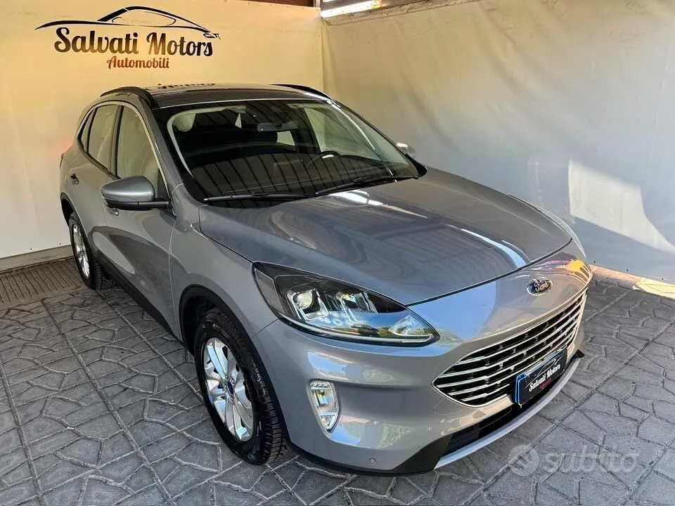 Ford Kuga 2022 photo 2