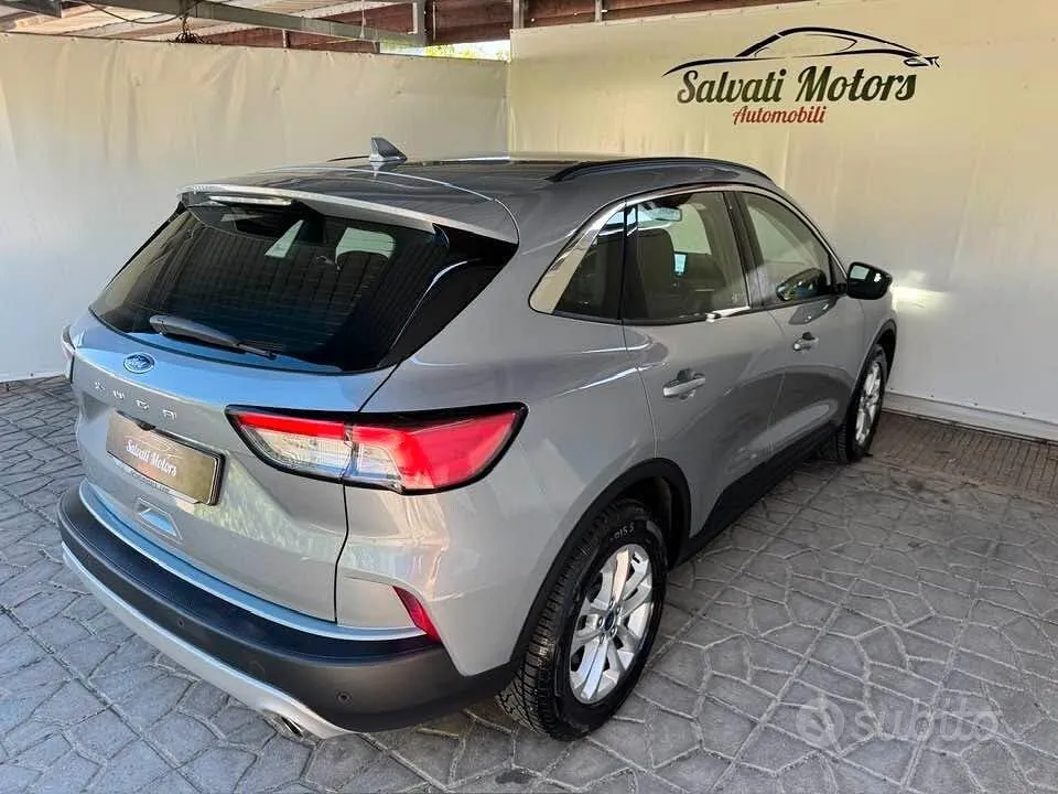 Ford Kuga 2022 photo 4