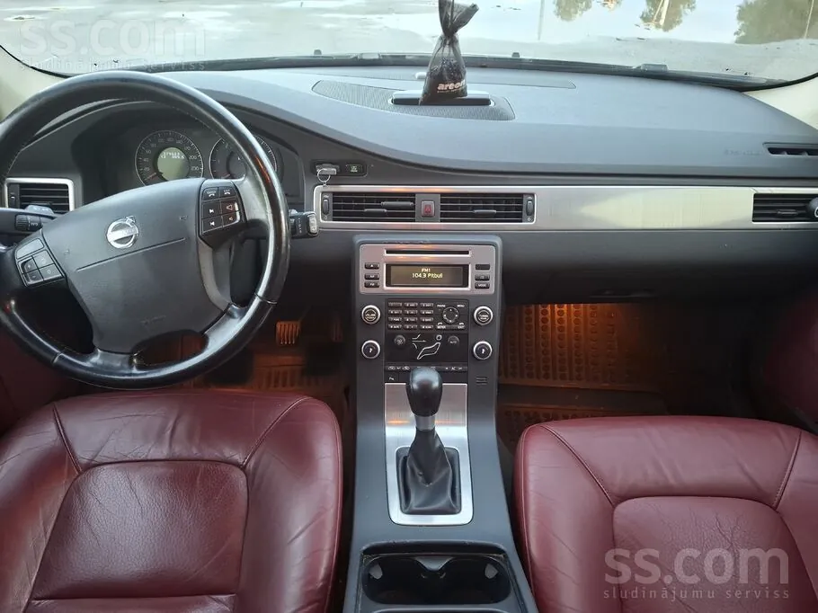 Volvo V70 2008 photo 5
