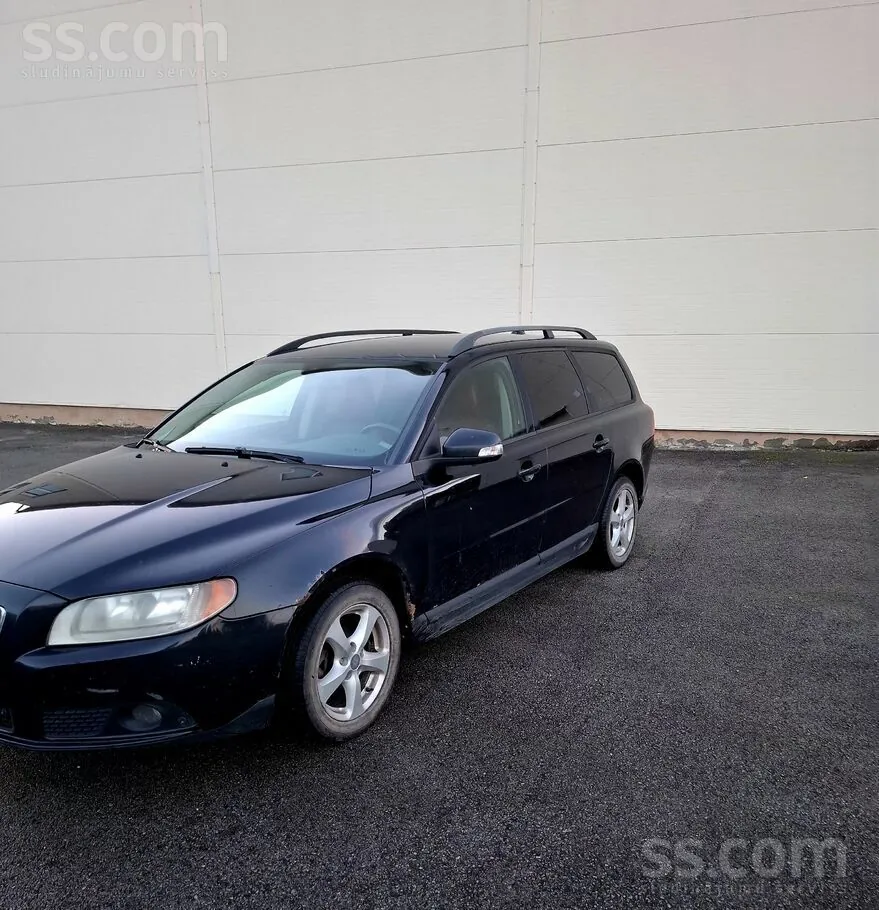 Volvo V70 2008 photo 2