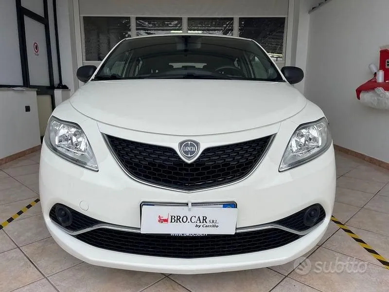 Lancia Ypsilon 2017 photo 5