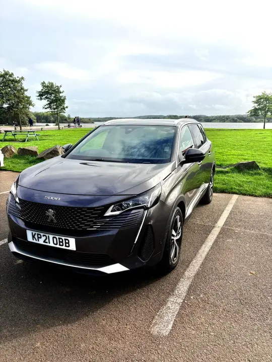 Peugeot 5008 2021 photo 2