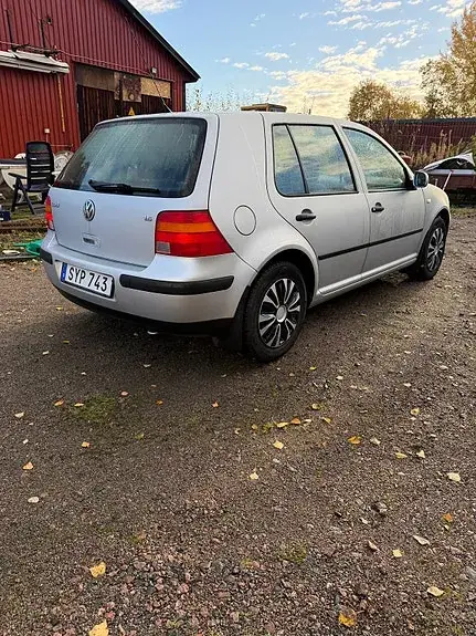 Volkswagen Golf 4 2002 photo 3