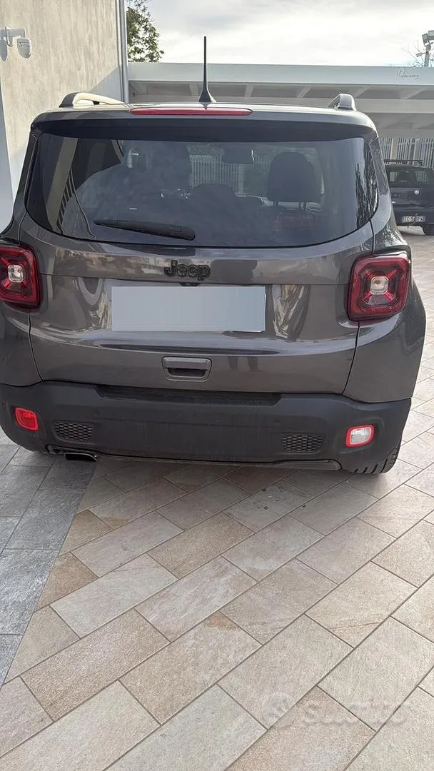 Jeep Renegade 2021 photo 2