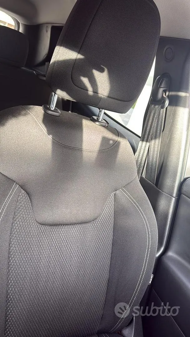 Jeep Renegade 2021 photo 4
