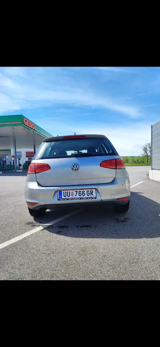 Volkswagen Golf 2013 photo 2