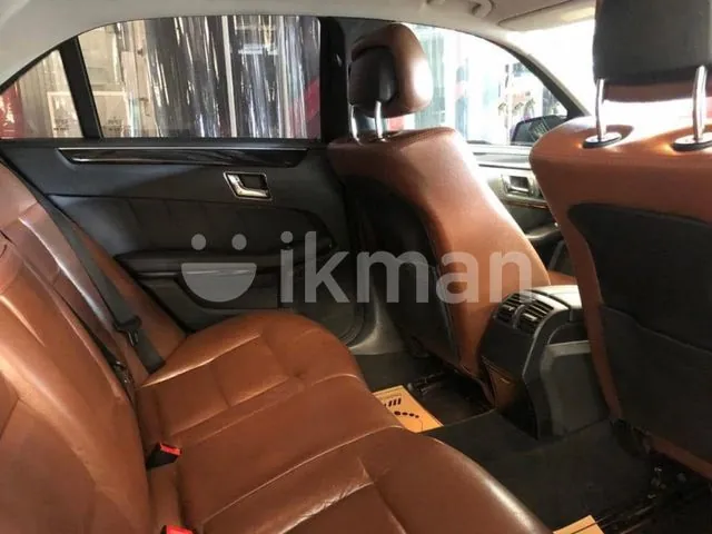 Mercedes-Benz E200 2011 photo 5