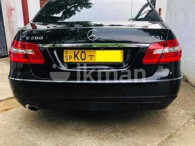 Mercedes-Benz E200 2011 photo 4