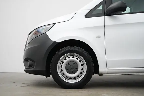 Mercedes-Benz Vito 111 2018 photo 2