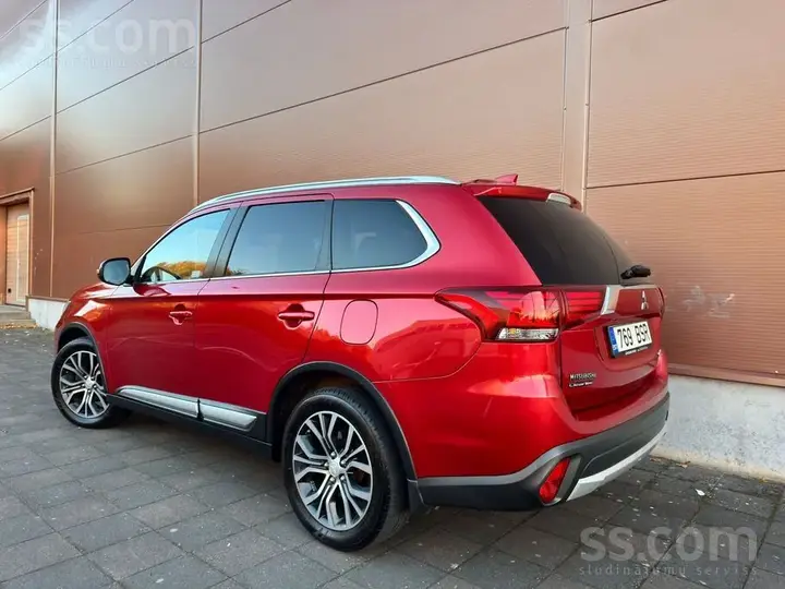 Mitsubishi Outlander 2016 photo 5