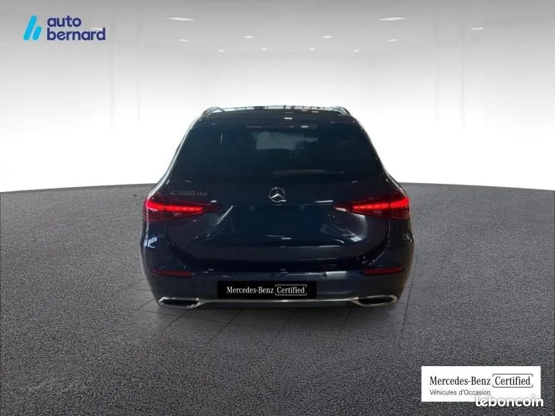 Mercedes-Benz C-Class 2025 photo 5