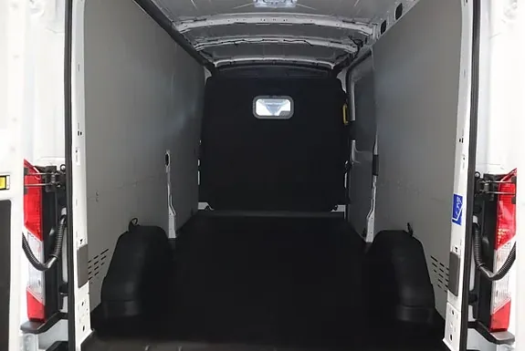 Ford Transit 2025 photo 3