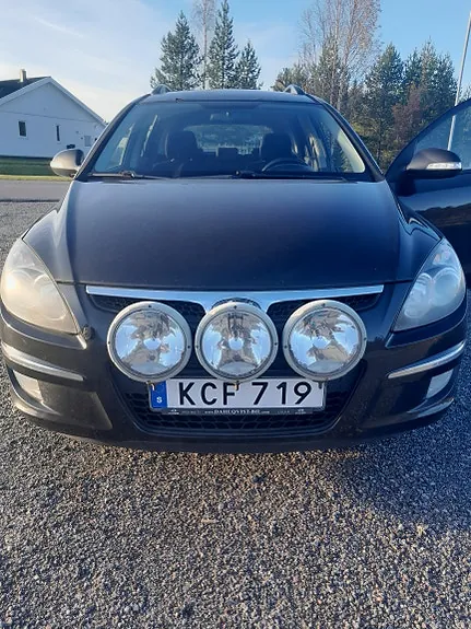 Hyundai I30 2010 photo 2