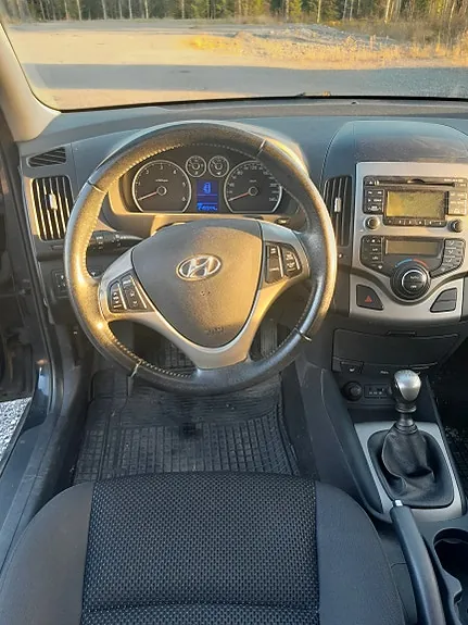 Hyundai I30 2010 photo 4