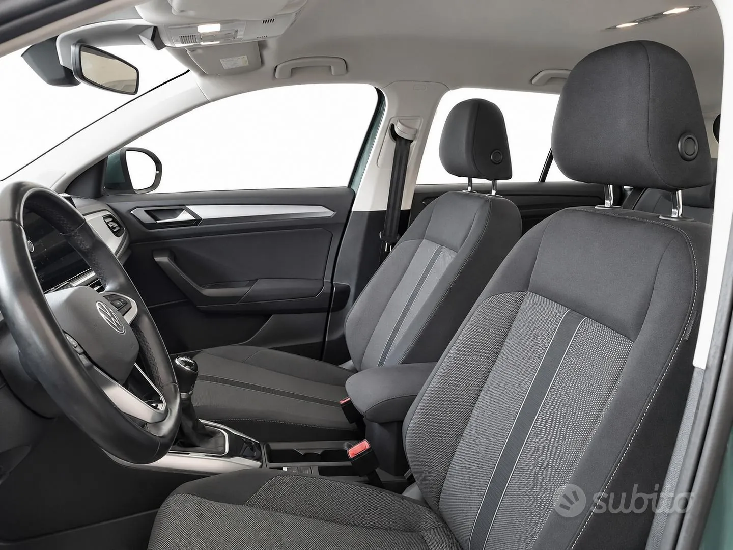 Volkswagen T-Roc 2022 photo 3