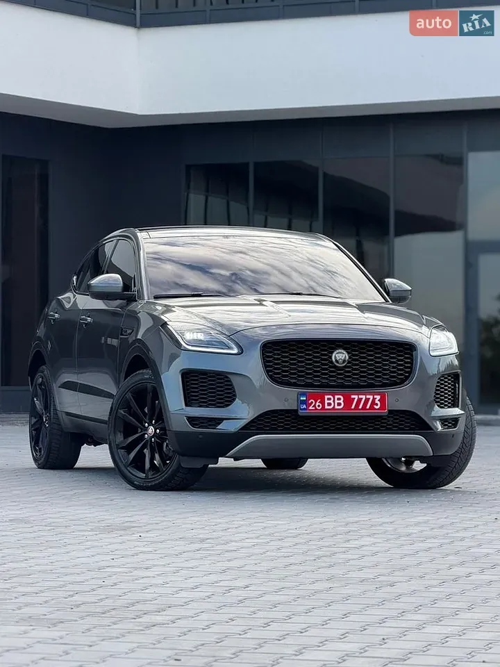 Jaguar E-Pace 2019 photo 4