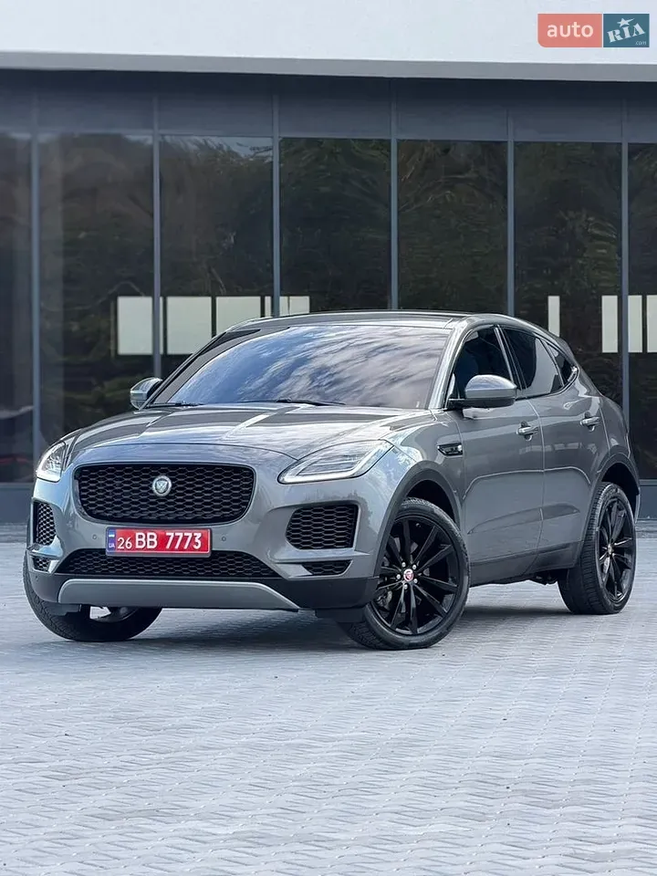 Jaguar E-Pace 2019 photo 2
