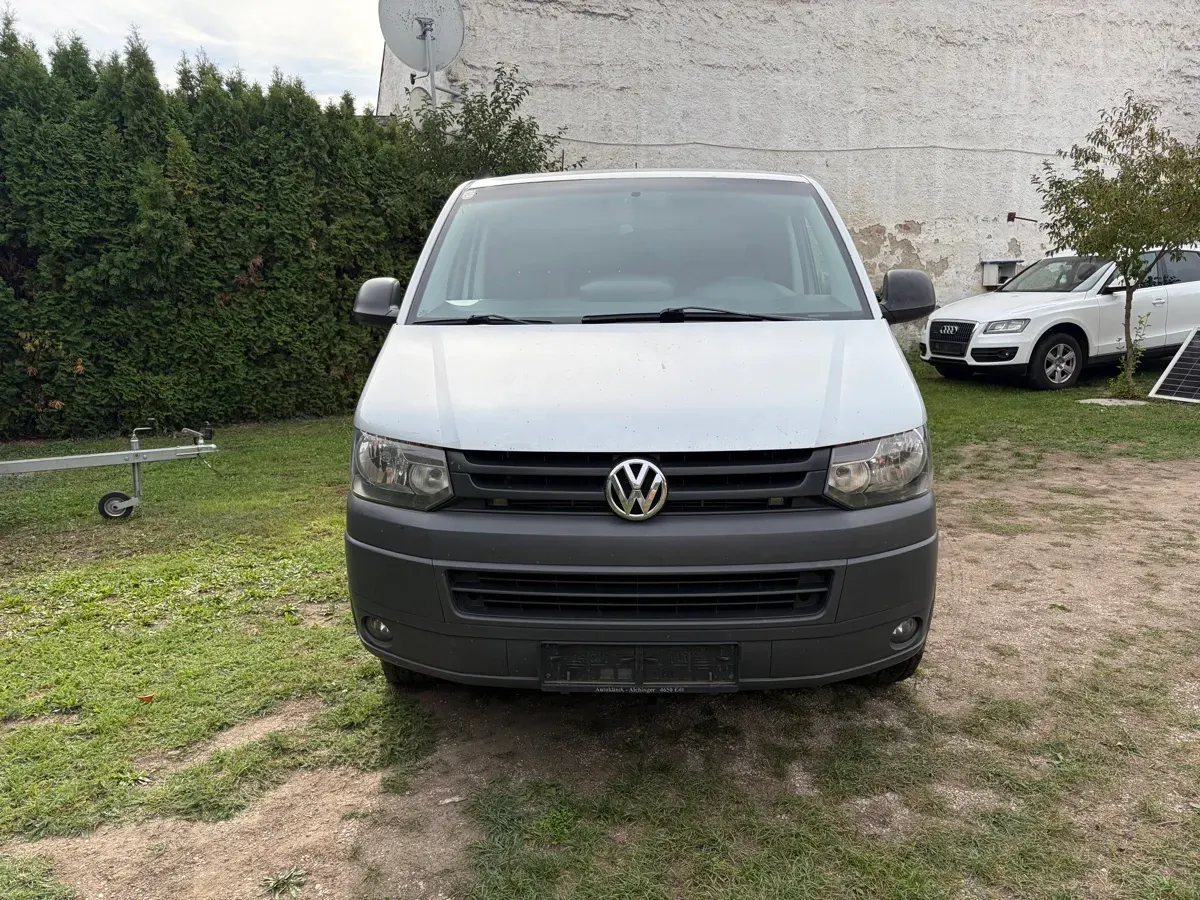 Volkswagen T5 2012 photo 2