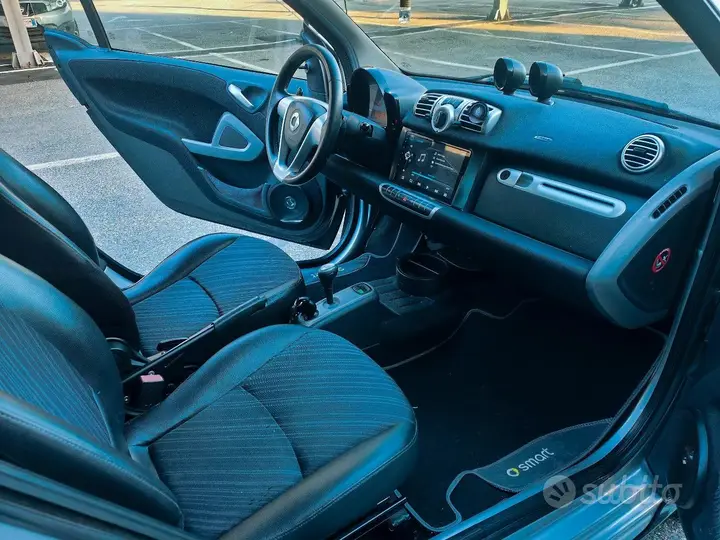 Smart Fortwo 2012 photo 5