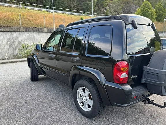 Jeep Cherokee 2004 photo 3