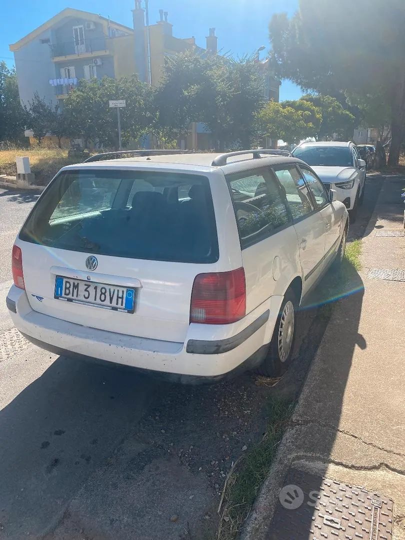 Volkswagen Passat 1997 photo 2