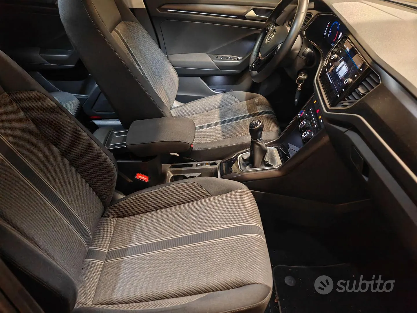 Volkswagen T-Roc 2020 photo 5