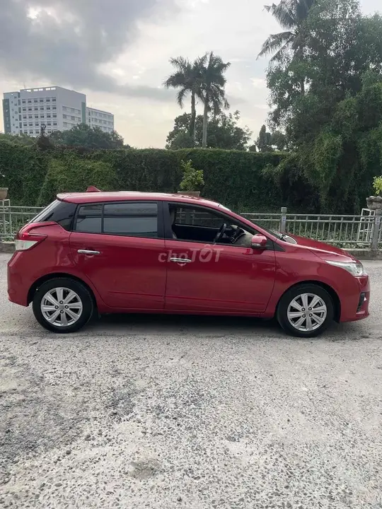 Toyota Yaris 2014 photo 4