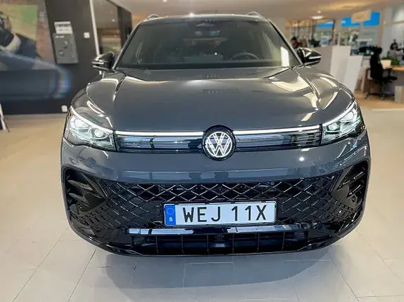 Volkswagen Tiguan 2026 photo 2