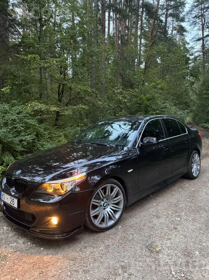 BMW E60 2007 photo 3