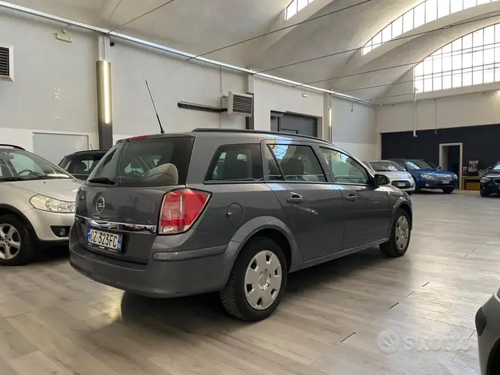 Opel Astra 2005 photo 3