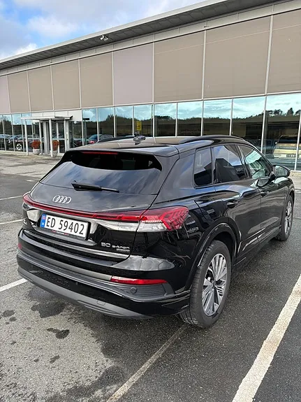 Audi Q4 E-Tron 2022 photo 3