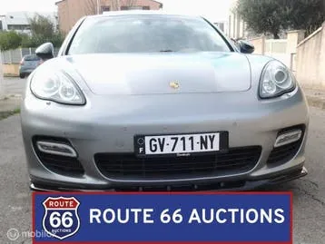 Porsche Panamera 2010 photo 3