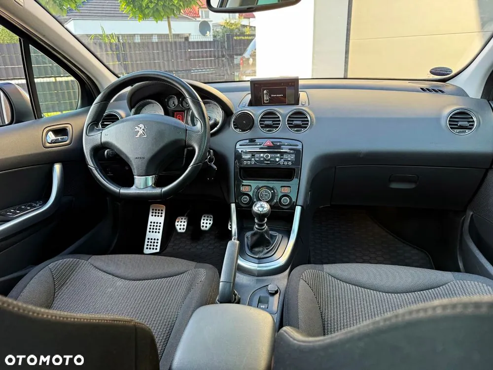 Peugeot 308 2013 photo 2