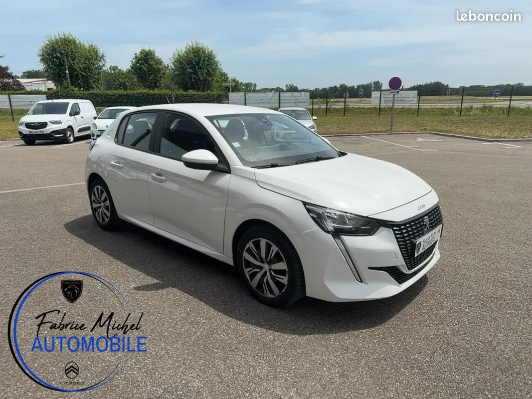 Peugeot 208 2020 photo 3